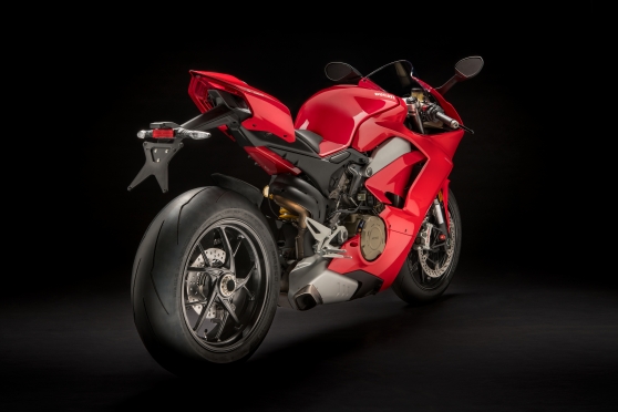 Супербайк Panigale V4