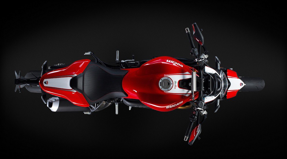 неповторимый характер Ducati Monster 1200 R